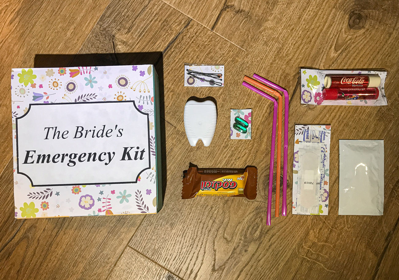 כל מה שמלווה חייבת - The bride emergency kit ביום החתונה